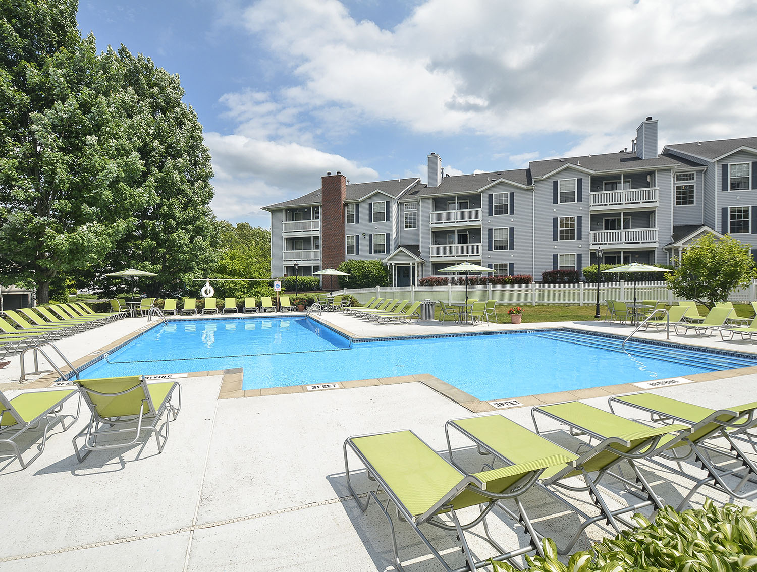 Wethersfield Apartments The Village At Wethersfield Apartments